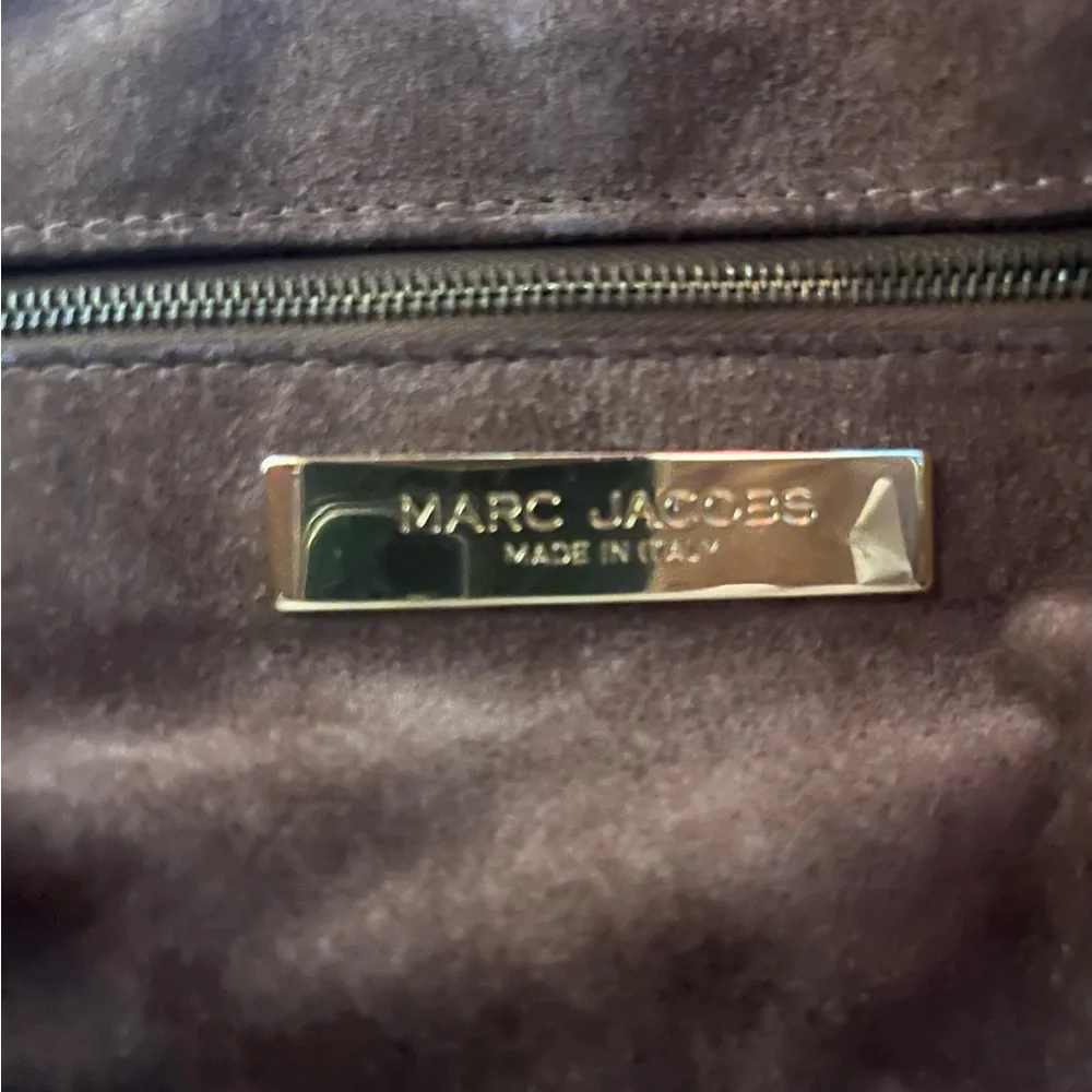 Marc Jacobs Large Satchel in Eggshell with signature multipocket